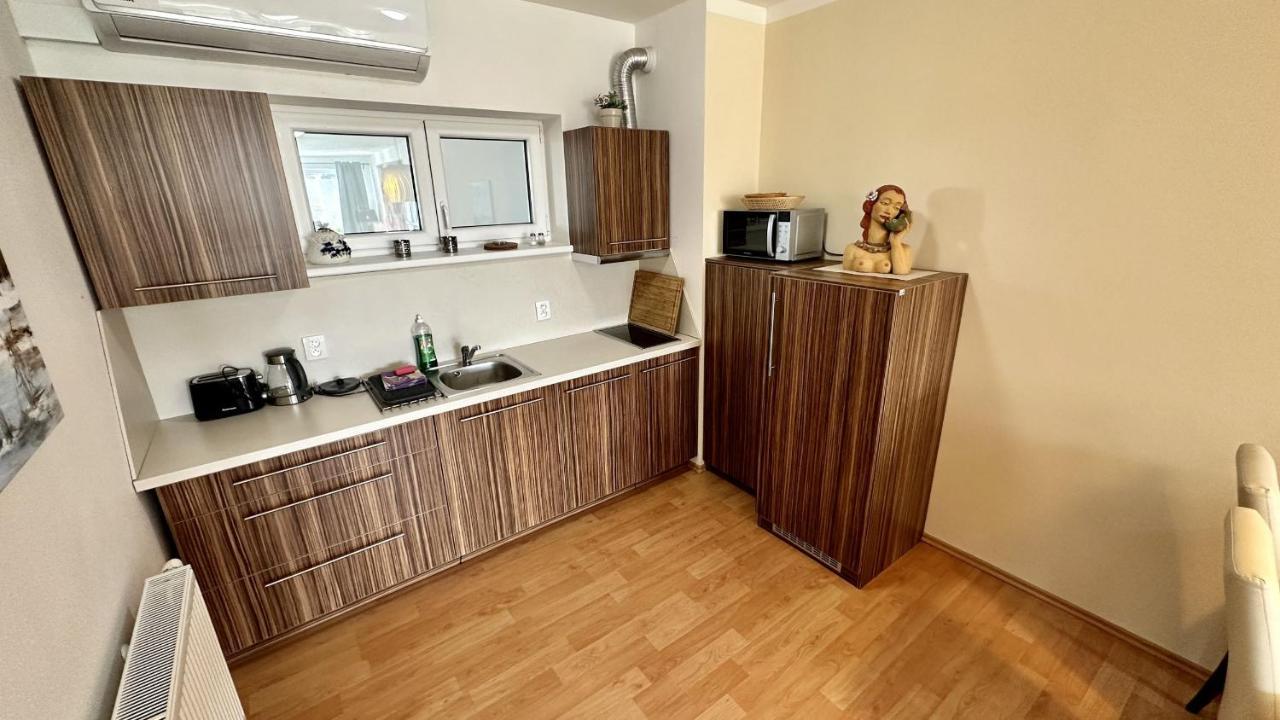 Ubytovani Trebon - Apartmany Rozmberk, Svet A Bastyr Экстерьер фото